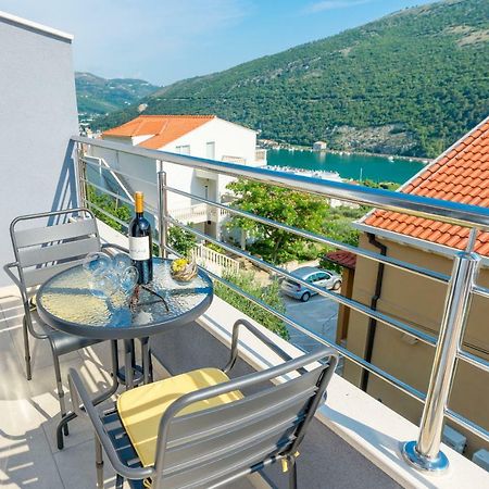 Guesthouse Pezo Mokošica Exterior foto