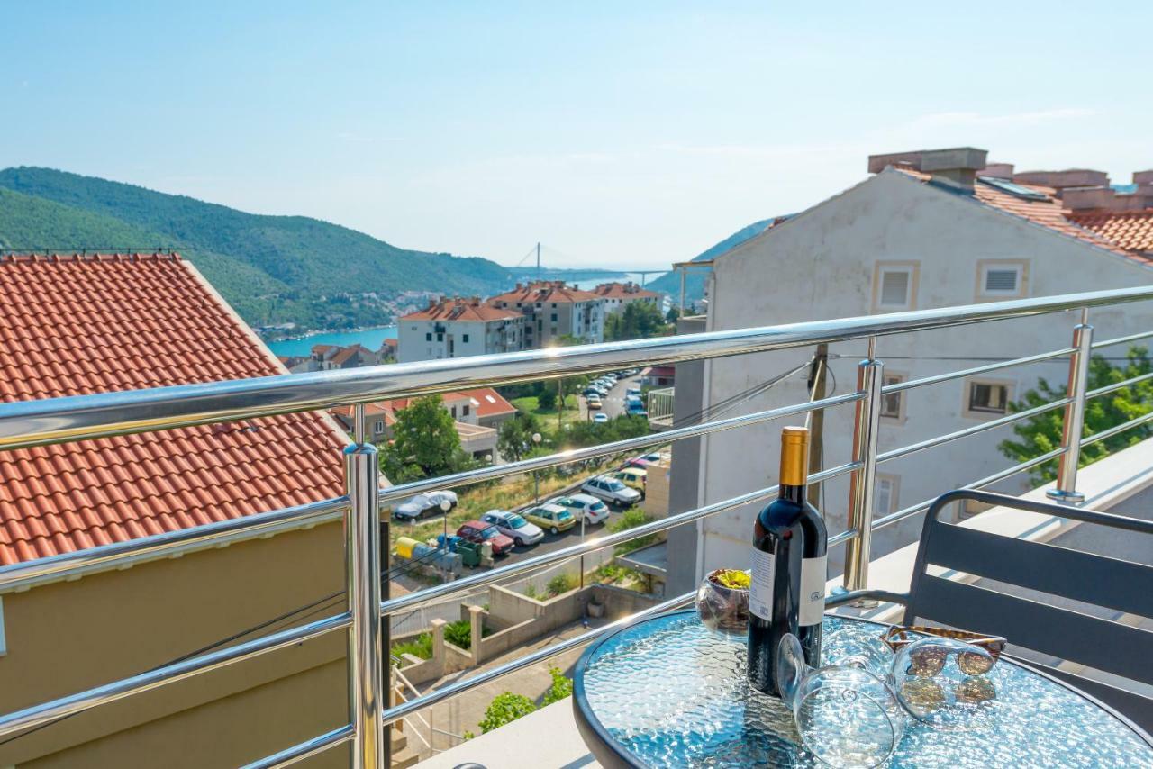 Guesthouse Pezo Mokošica Exterior foto